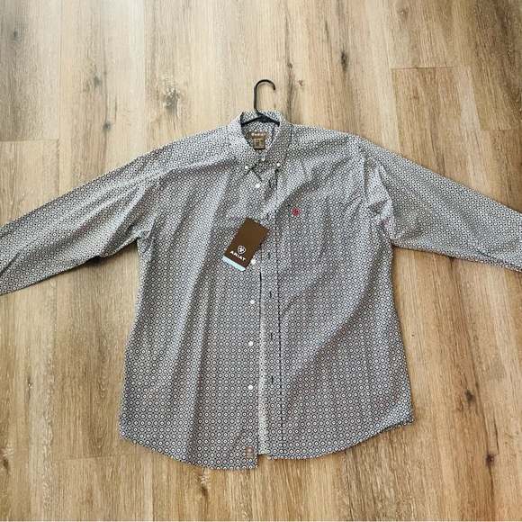 Ariat Men’s Oxford Dress Shirt - Picture 1 of 4